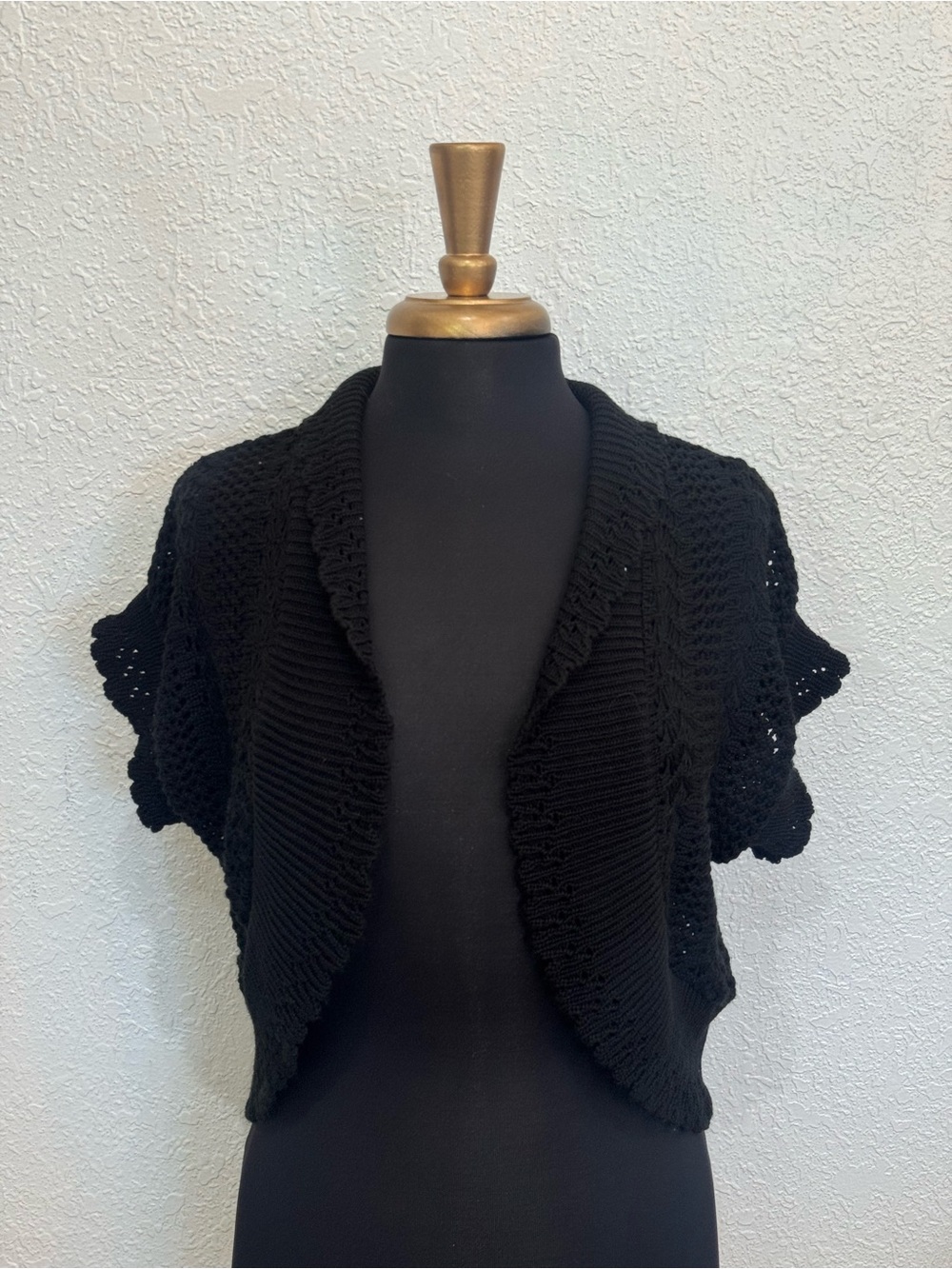 Sweaterworks Black Crochet Short-Sleeve Open Cardigan